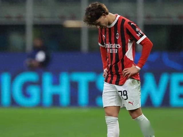 包含阿贾克斯意甲之旅遭终结,苦涩告别欧冠的词条 包含阿贾克斯意甲之旅遭终结,苦涩告别欧冠的词条