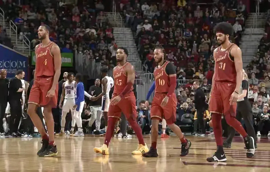 热火队助教呼吁球员团结一致，共同走向胜利的简单介绍