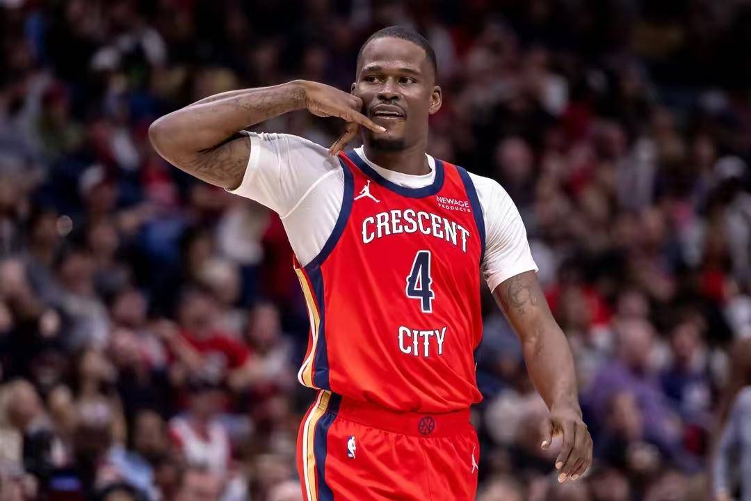 包含雄鹿核心球员受伤消息传来，或将影响战术部署的词条