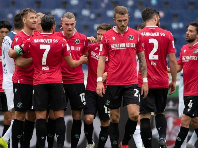 柏林赫塔主场取得胜利,欲晋级联赛榜首的简单介绍 柏林赫塔主场取得胜利,欲晋级联赛榜首的简单介绍