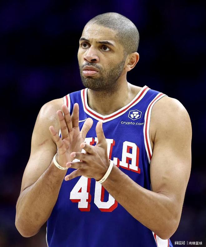 开云体育平台APP-包含篮球巨星个人精彩表现引发观赏狂潮的词条