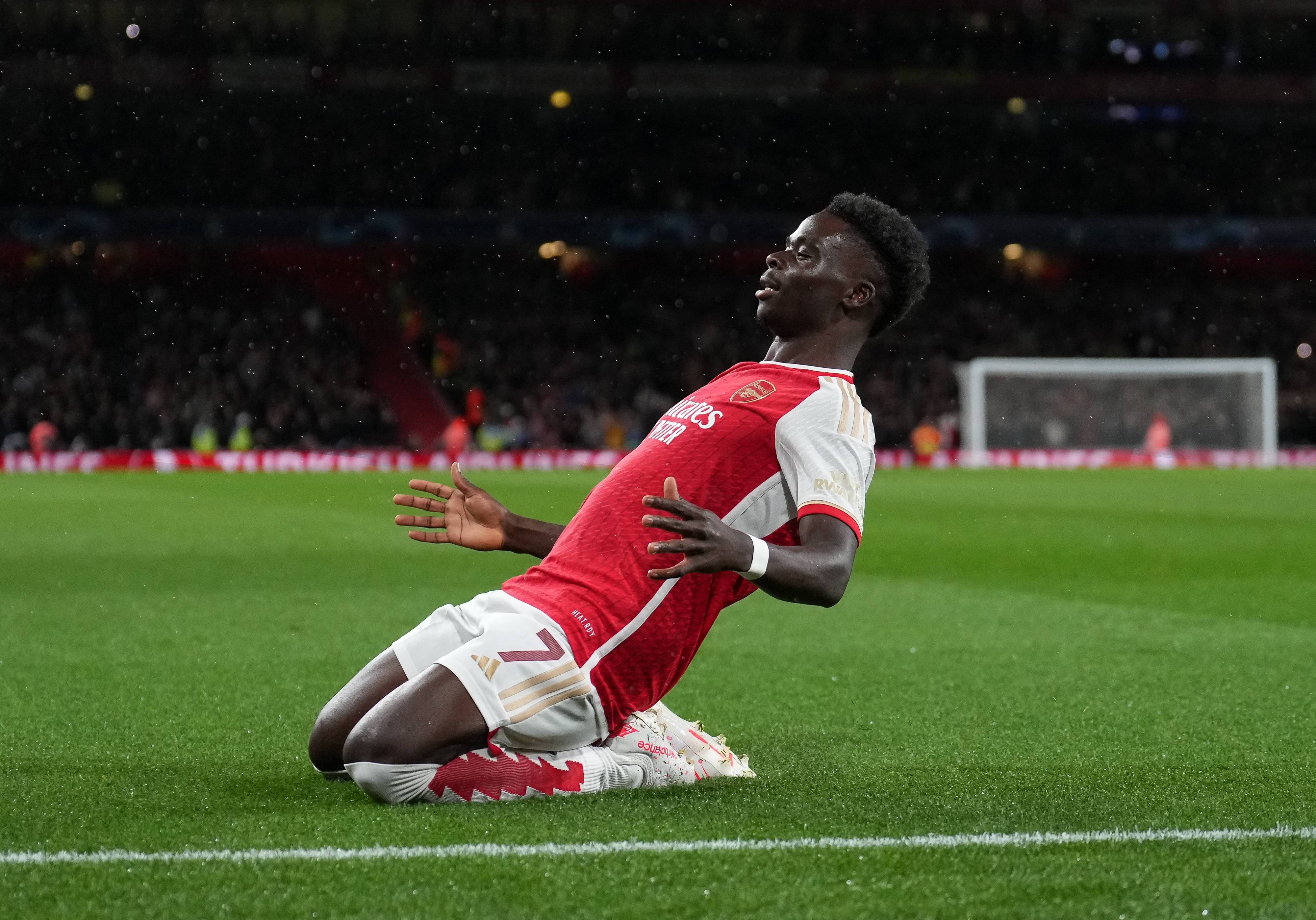 关于阿森纳主教练考虑使用年轻球员提升球队表现的信息 关于阿森纳主教练考虑使用年轻球员提升球队表现的信息