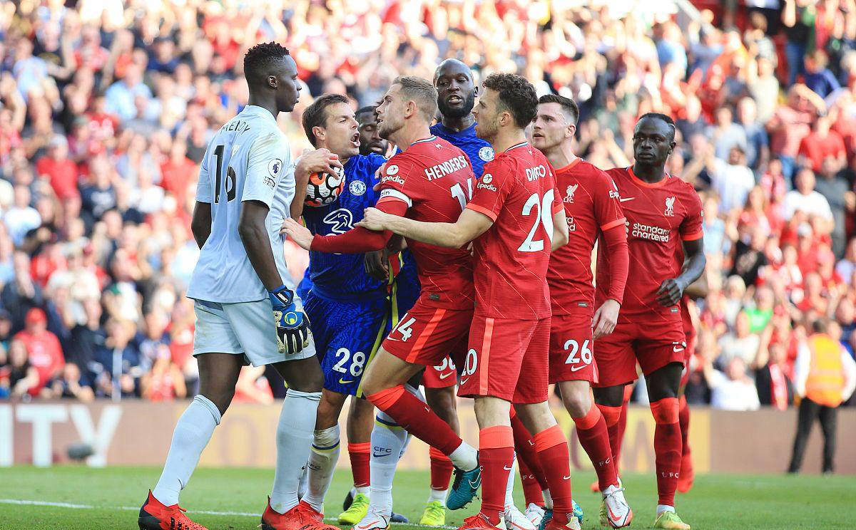 法国主场击败克赖斯，小组第一位置保持不变