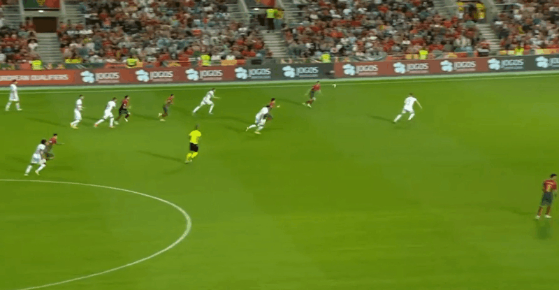 葡萄牙完胜卢森堡,实力强劲争夺头名 葡萄牙完胜卢森堡,实力强劲争夺头名