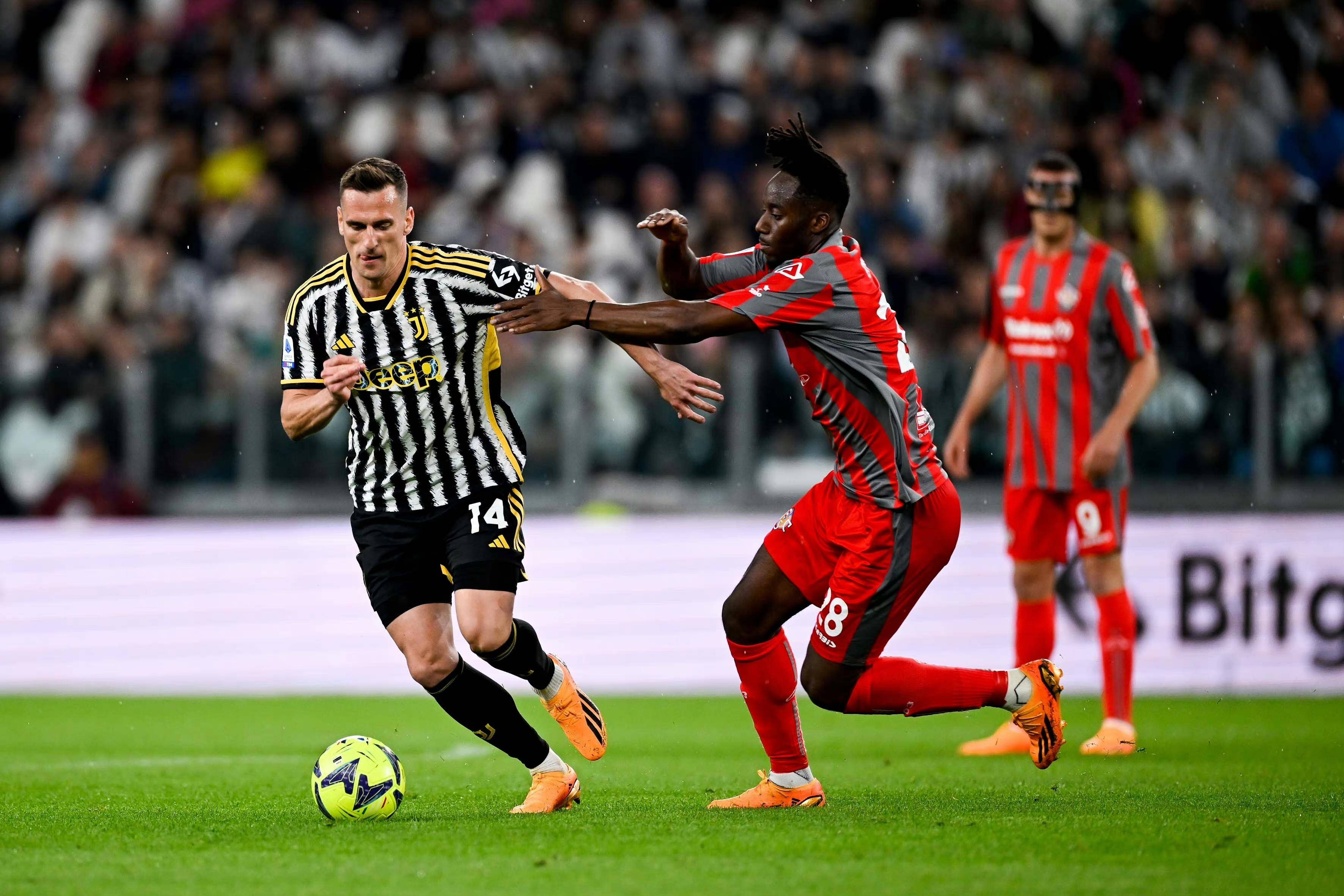 关于尤文图斯战胜那不勒斯，稳固联赛前列的信息