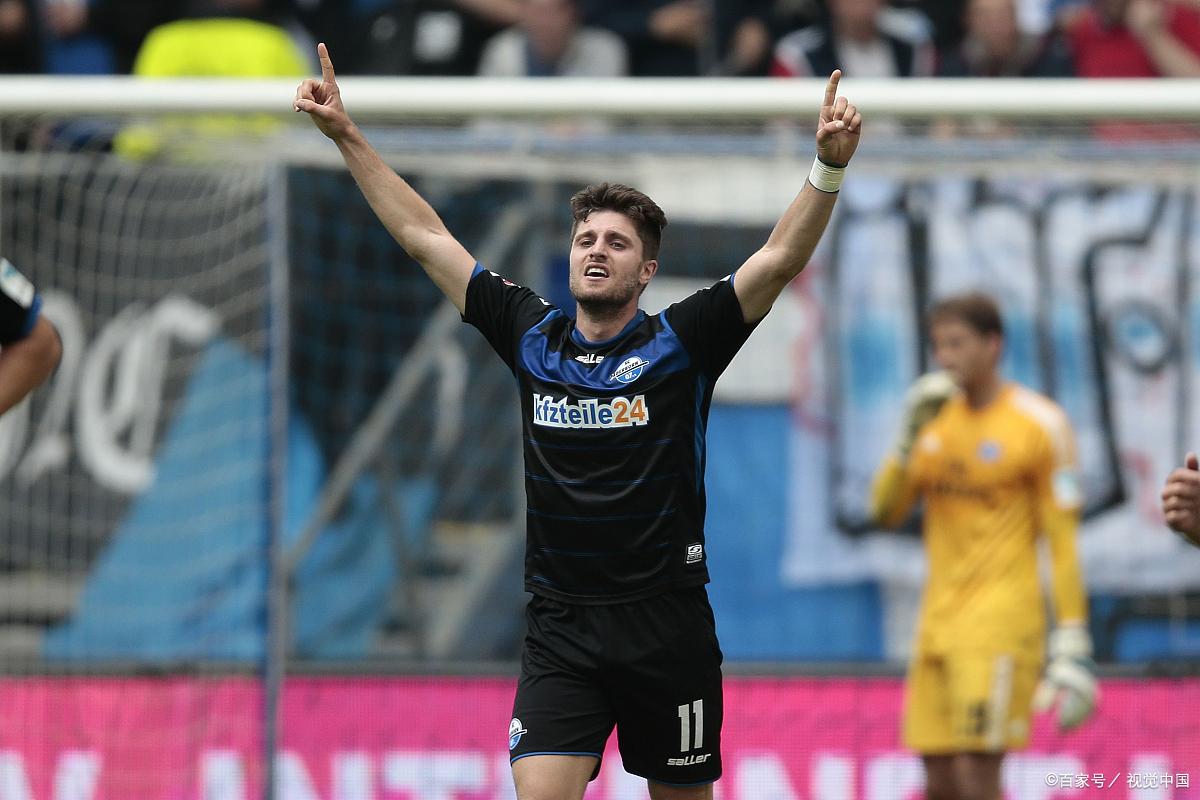 开云体育中国-帕德博恩球员团结一心，共同努力取胜