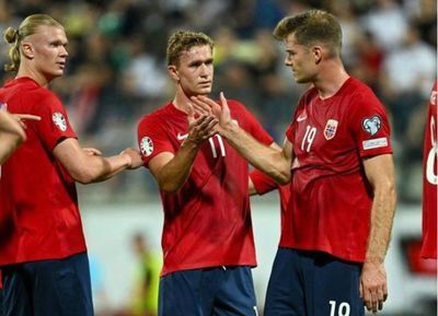 意大利队全力以赴,以两球小胜挪威队 意大利队全力以赴,以两球小胜挪威队