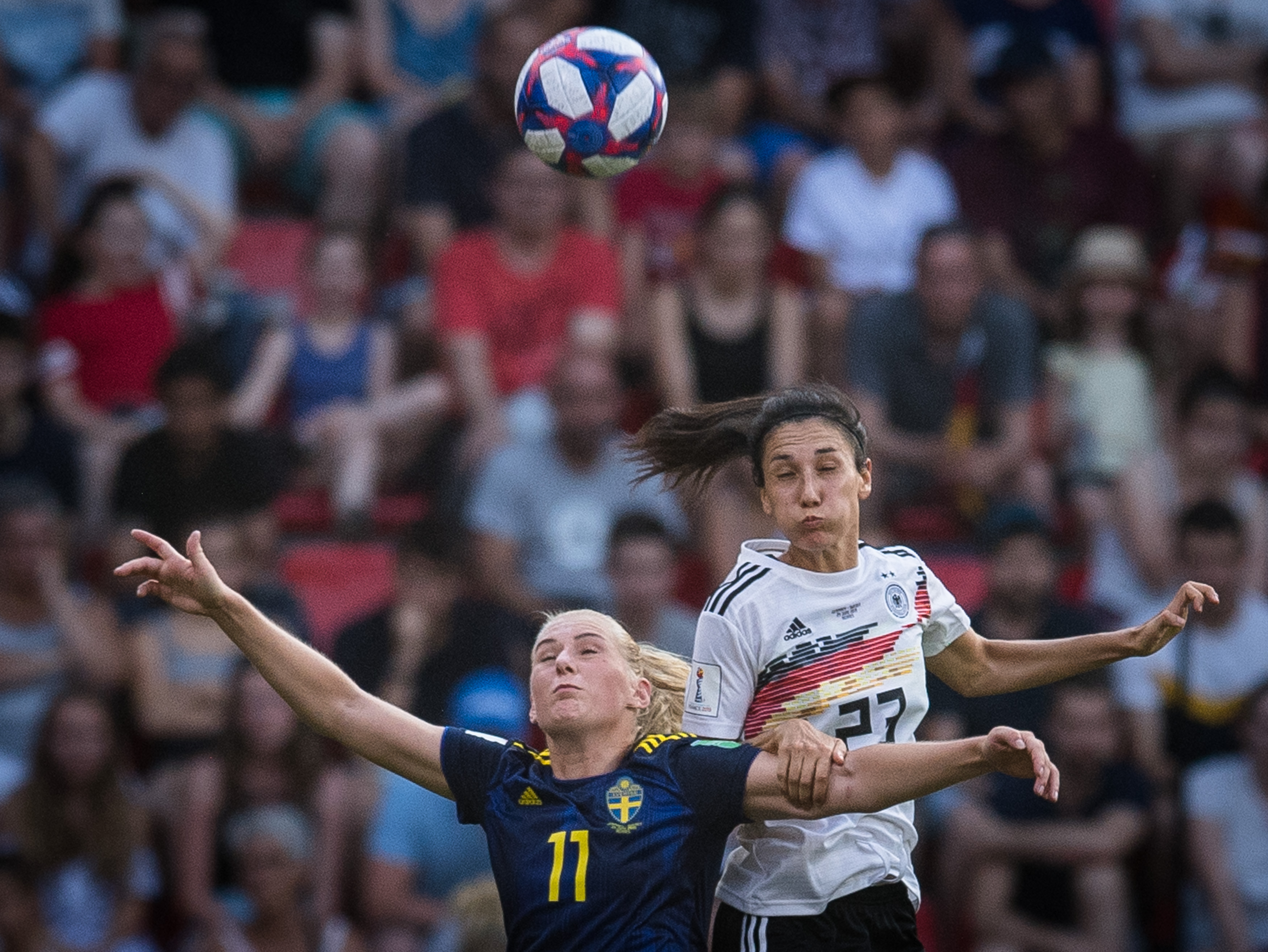 包含德国女足势如破竹，无敌全胜的词条