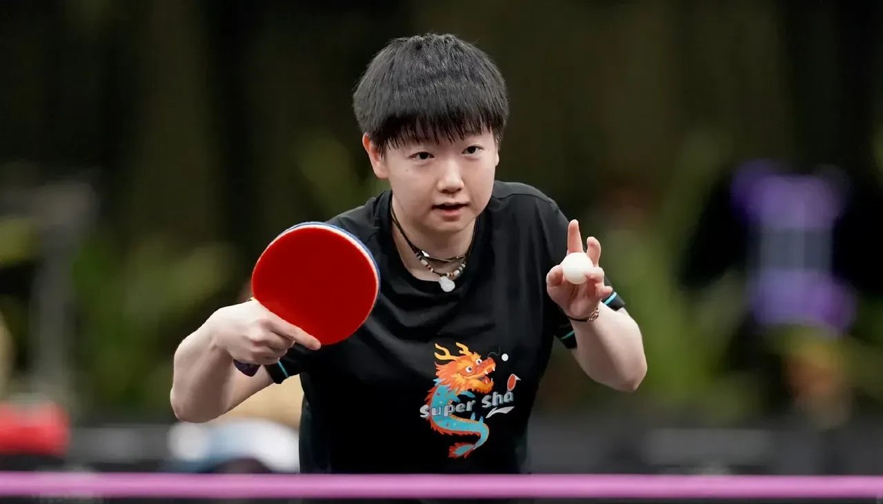 谢周日意外失利,冠军榜上位置动摇 谢周日意外失利,冠军榜上位置动摇