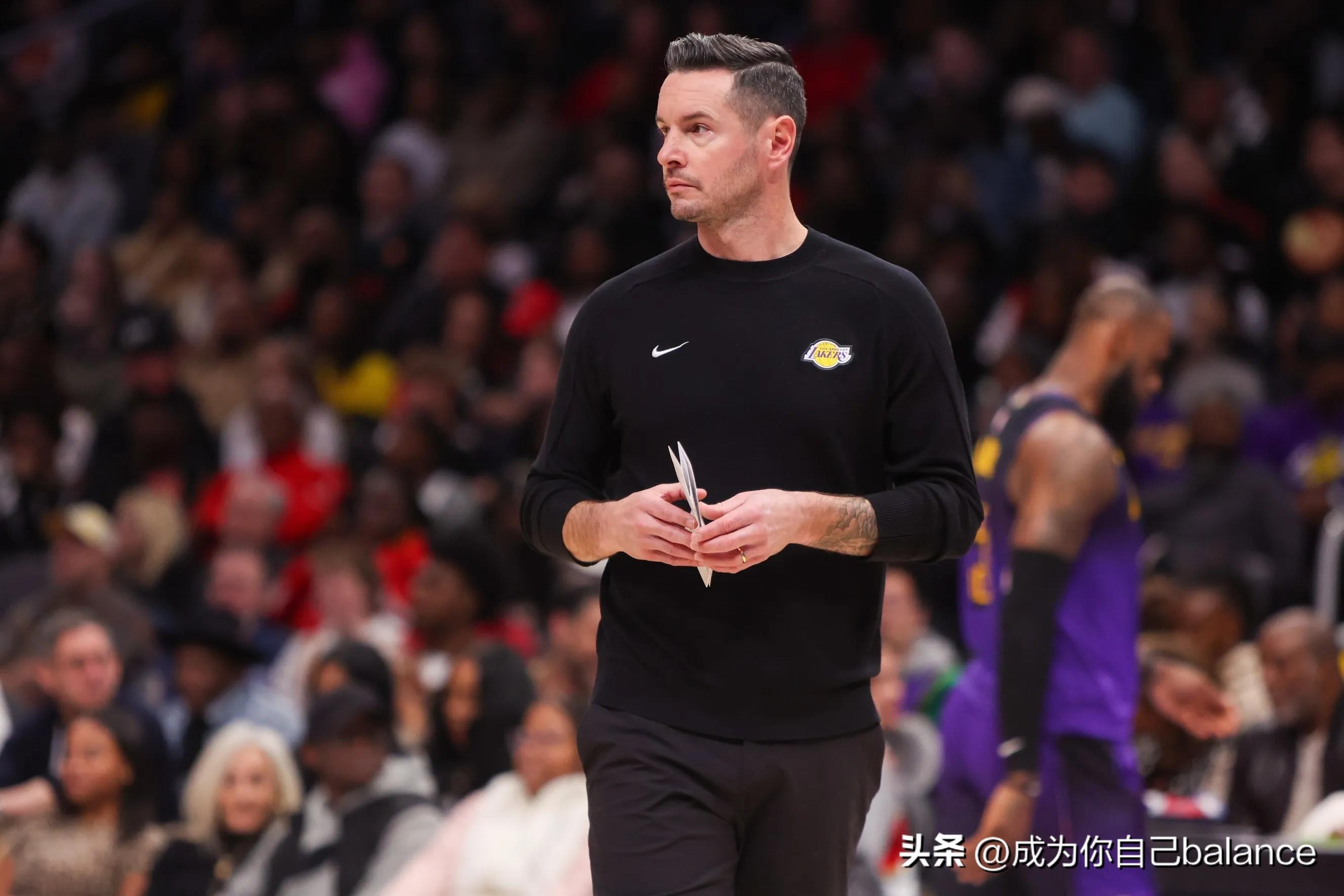 开云体育app-湖人连胜，开拓者遇阻之战失利