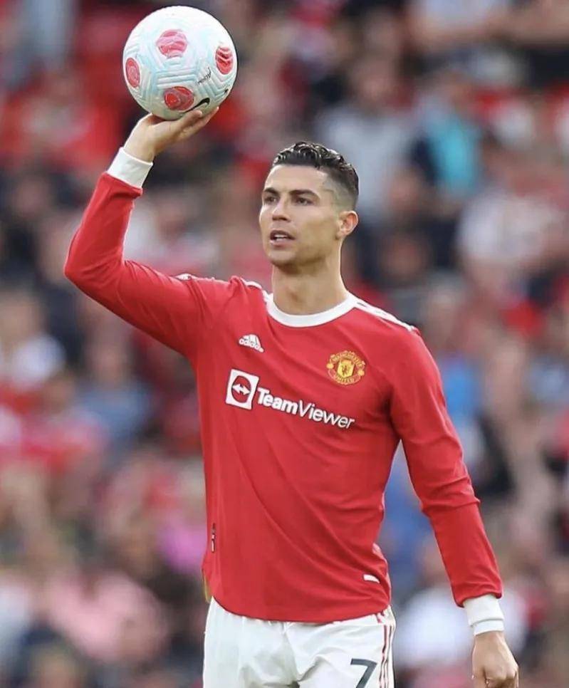 芬兰豪取胜利,继续征战欧冠 芬兰豪取胜利,继续征战欧冠