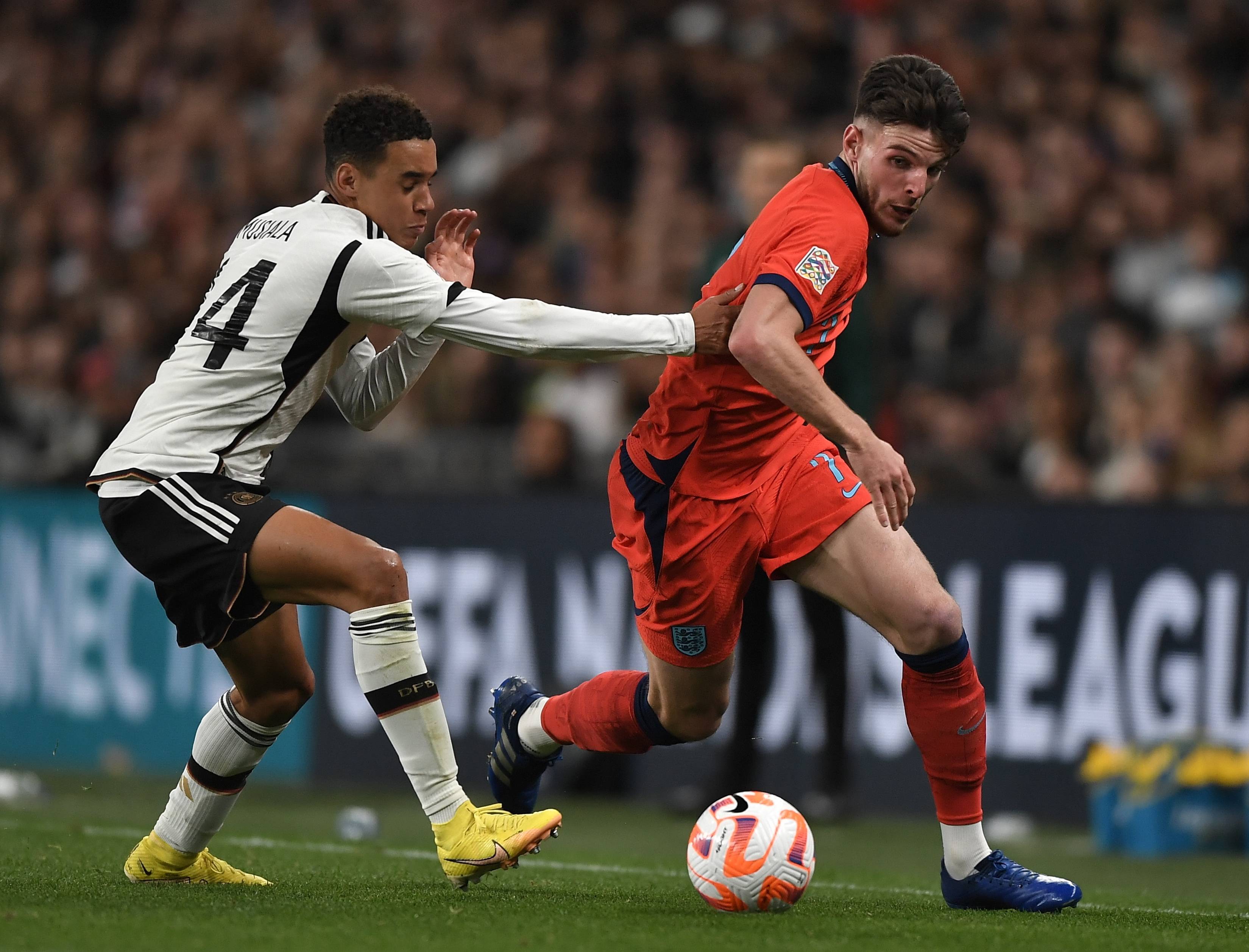 战平落幕,英格兰克里斯蒂亚诺领袖力备受质疑 战平落幕,英格兰克里斯蒂亚诺领袖力备受质疑