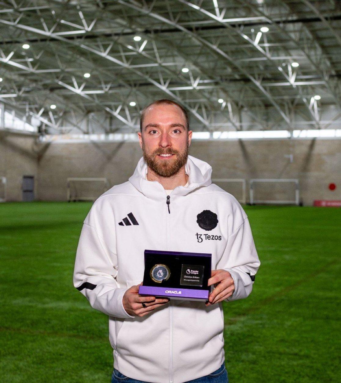 曼联中场球员表现赢得主帅认可 曼联中场球员表现赢得主帅认可