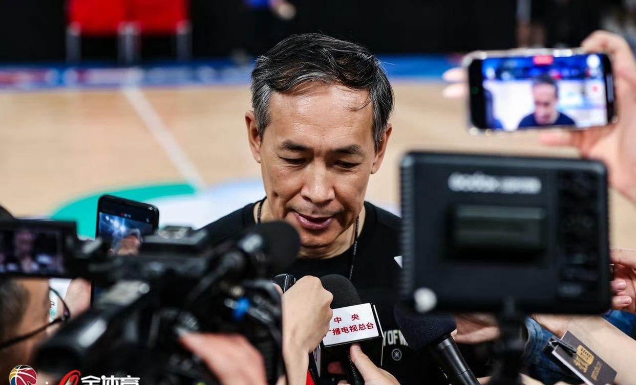 开云官网-包含蓝领球员关键时刻挺身而出，帮助球队赢球的词条