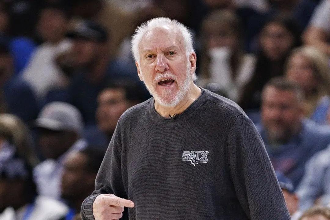 开云体育登录-马刺队主教练赞扬球员拼劲，迈向胜利