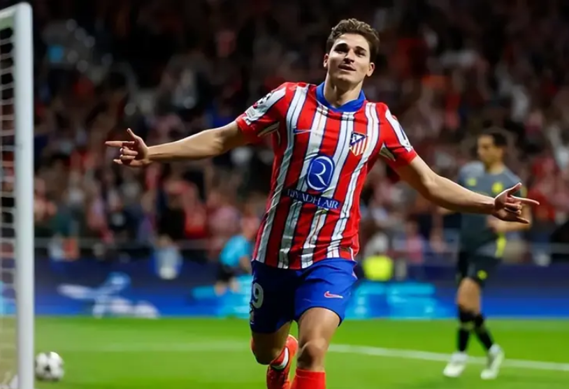 开云体育官方网站-新帅上任后球队表现出色，赢得连胜