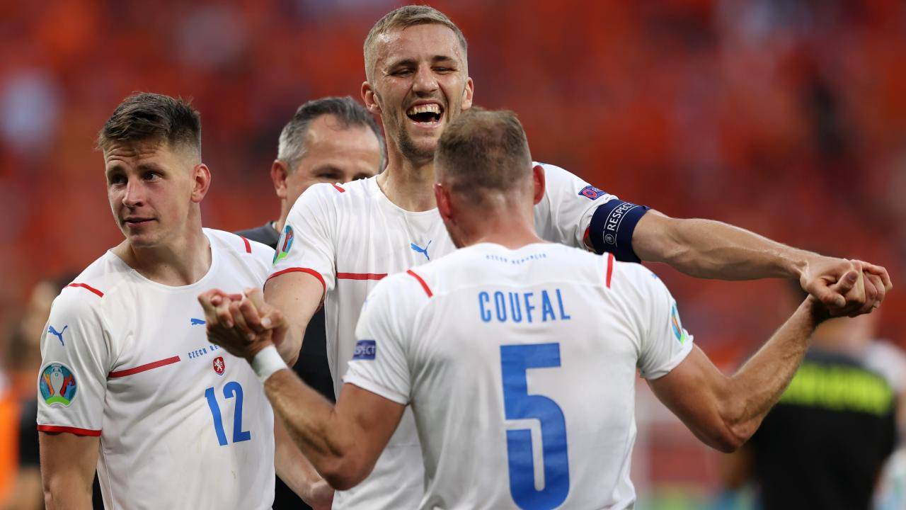 欧预赛令人期待,球队实力逐渐曝光的简单介绍 欧预赛令人期待,球队实力逐渐曝光的简单介绍