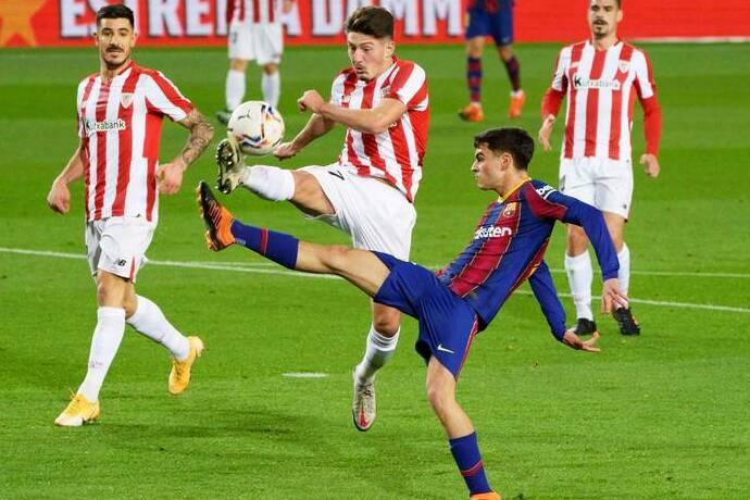 罗马客场惊险逆转佛罗伦萨,迎来联赛两连胜 罗马客场惊险逆转佛罗伦萨,迎来联赛两连胜