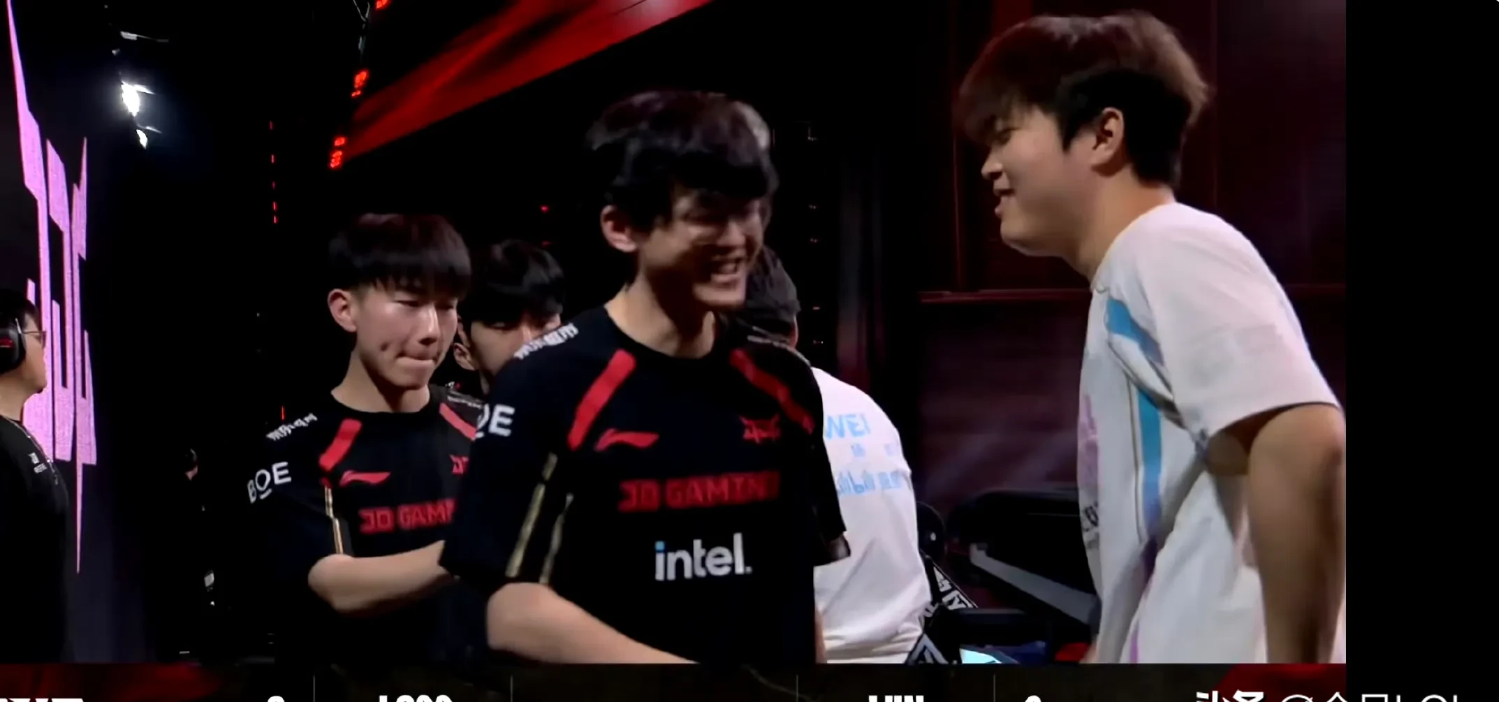 TSM碾压TES,Oner开启传奇时刻宿命之战半决赛,成为赛场最大亮点的简单介绍 TSM碾压TES,Oner开启传奇时刻宿命之战半决赛,成为赛场最大亮点的简单介绍