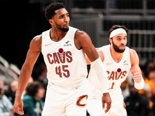 步行者客场战胜骑士,取得两连胜 步行者客场战胜骑士,取得两连胜