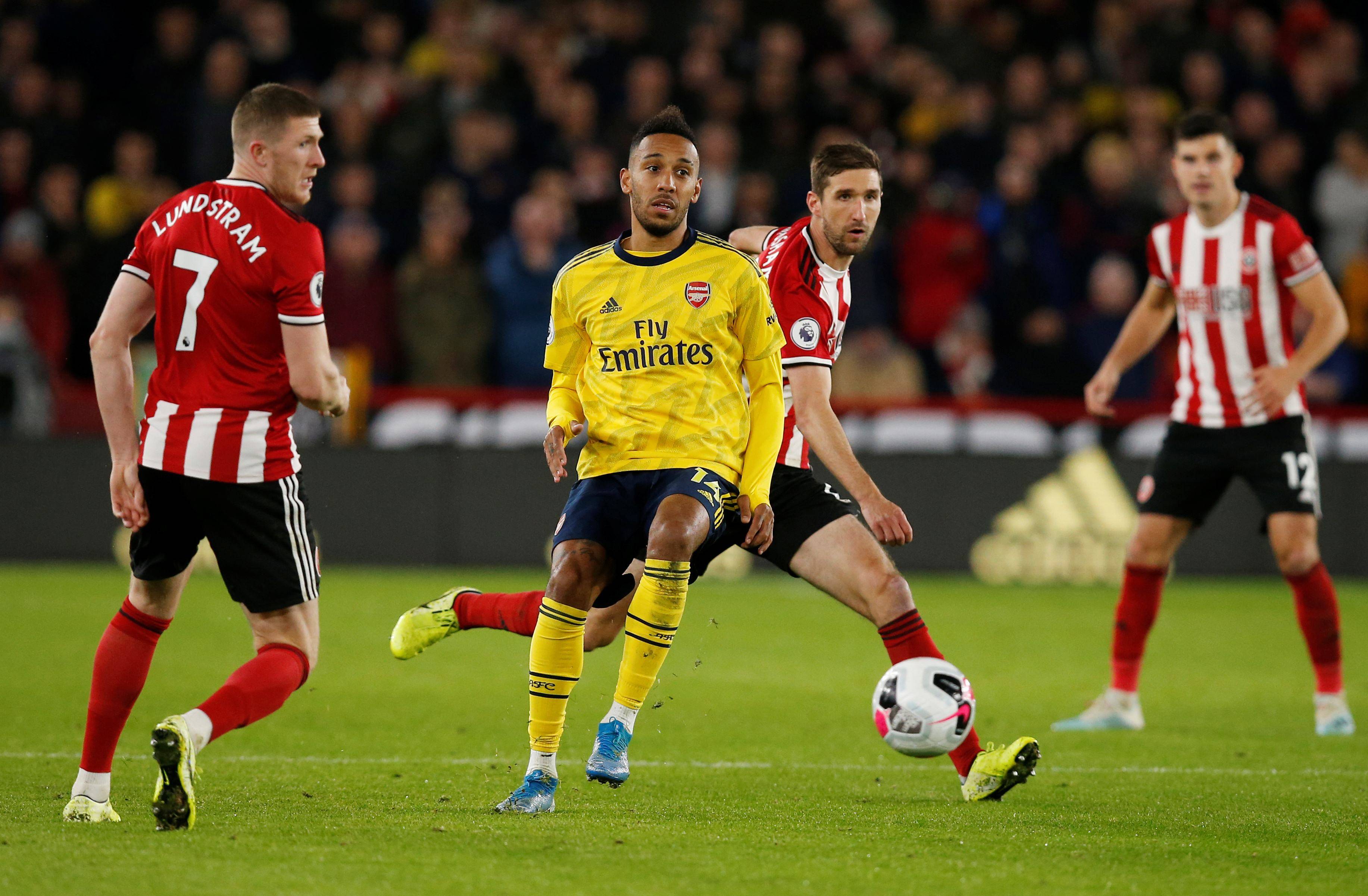 曼联主场战胜谢菲联,继续追赶前四球队 曼联主场战胜谢菲联,继续追赶前四球队