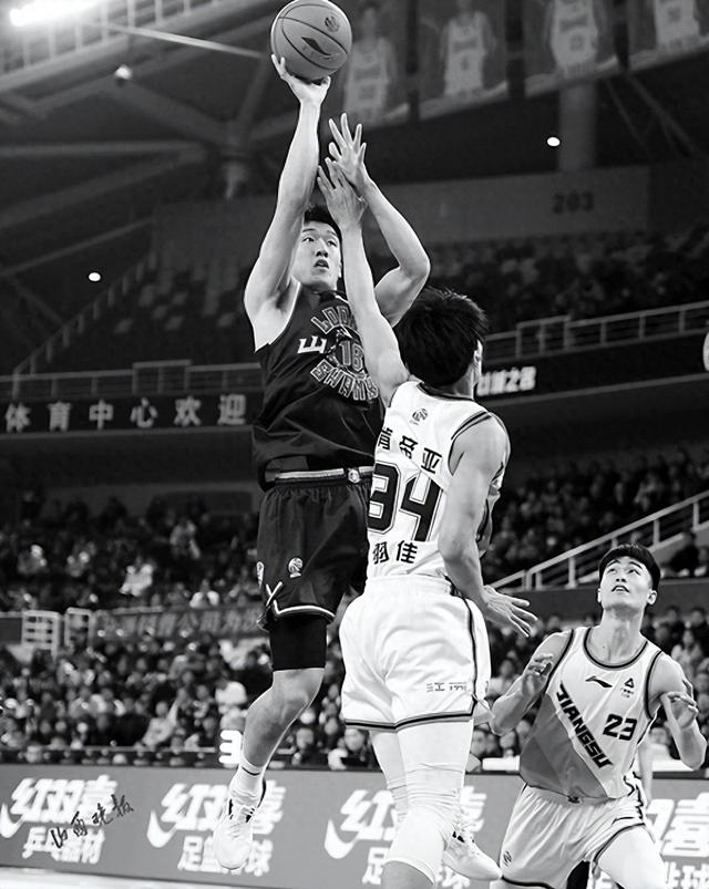 帕尔马力争三分,迎战弱旅锡耶纳的简单介绍 帕尔马力争三分,迎战弱旅锡耶纳的简单介绍