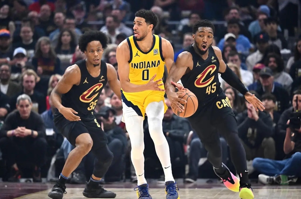 步行者主场战胜黄蜂，全队发挥稳定