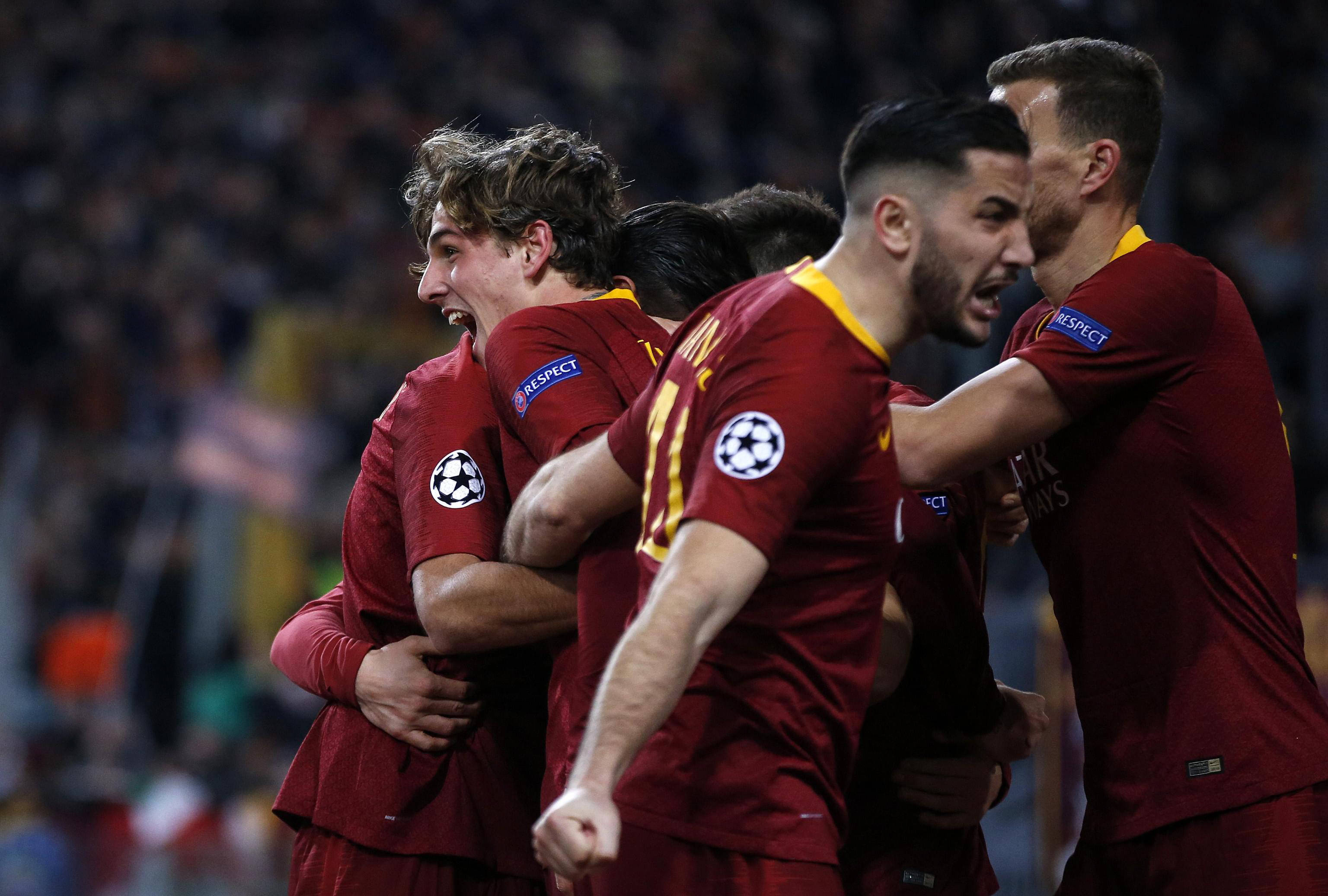 欧洲足球大赛中巅峰对决,势均力敌令人期待 欧洲足球大赛中巅峰对决,势均力敌令人期待