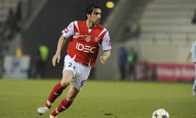 里尔客场力克兰斯，继续保持不败